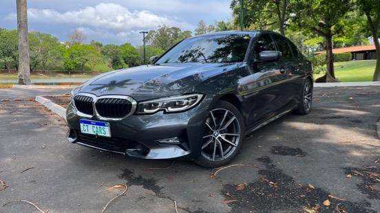 BMW 320i 2.0 16V TURBO GASOLINA SPORT AUTOMÁTICO BMW 320i 2.0 16V TURBO GASOLINA SPORT AUTOMÁTICO